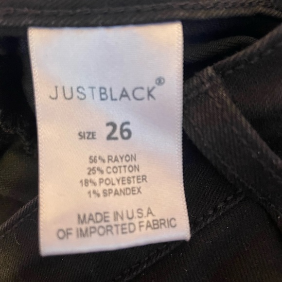 Just Black women's size 26 skinny ankle black jeans with faux sailor pockets - Picture 10 of 10